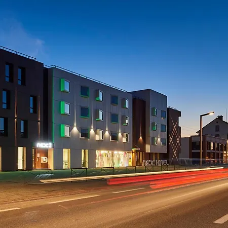 Le Nex2 2* تارْب